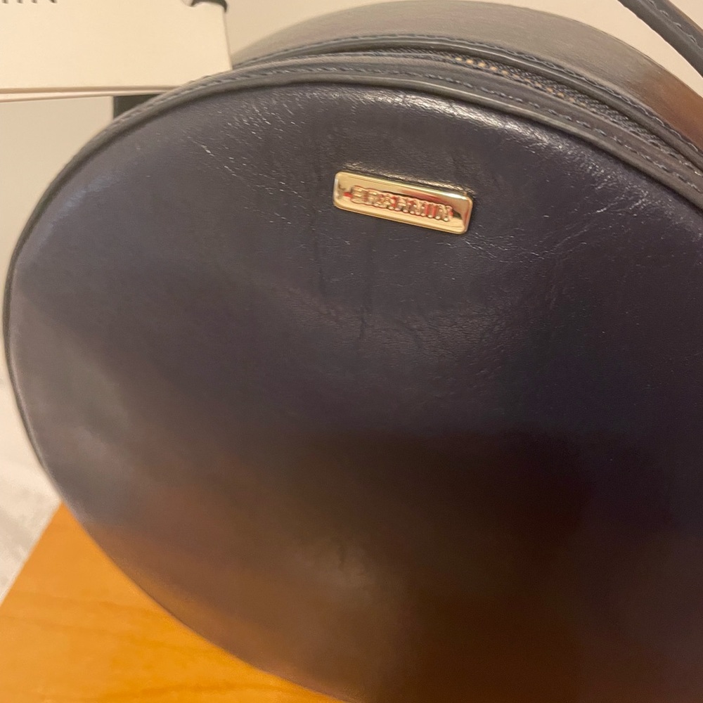 Brahmin leather circle crossbody